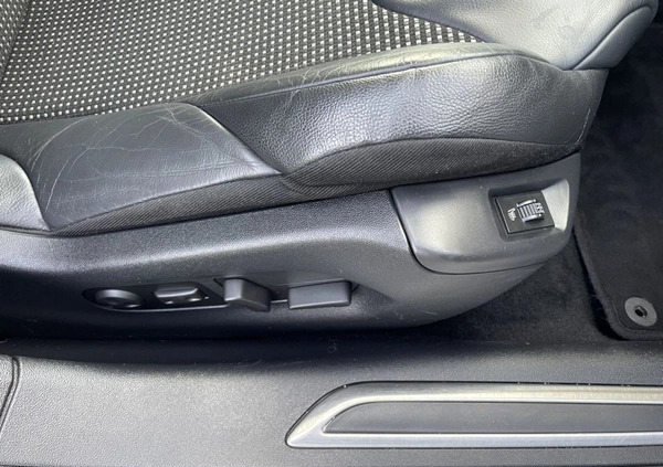 Citroen C5 cena 39900 przebieg: 225000, rok produkcji 2013 z Koło małe 562